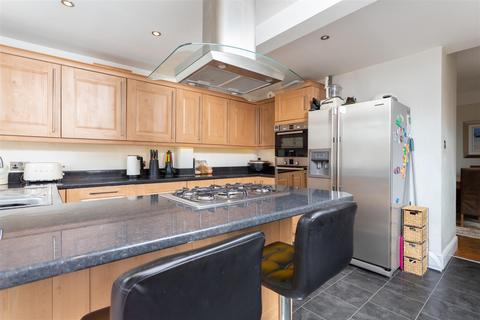 36 Craigie Road, Perth, PH2 0BH