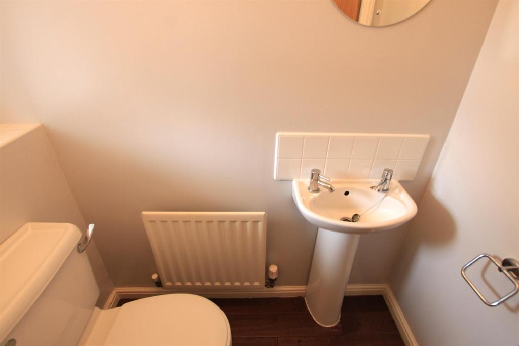 Cloakroom/WC