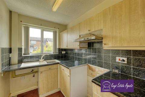 33 Chervil Close, Stoke-on-trent, ST3 7YD