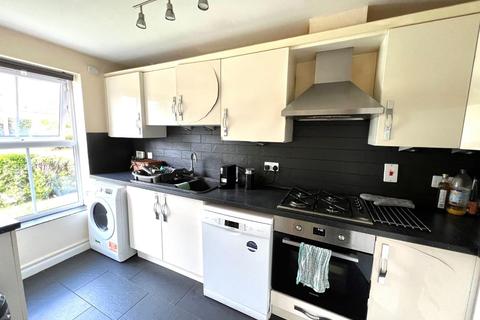 5 Finney Drive, Grange Park, Northampton, NN4 5DT