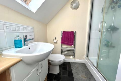 5 Finney Drive, Grange Park, Northampton, NN4 5DT
