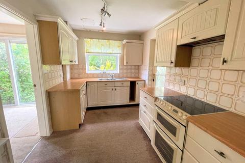 21 Edgecombe Drive, Darlington, DL3 9DL
