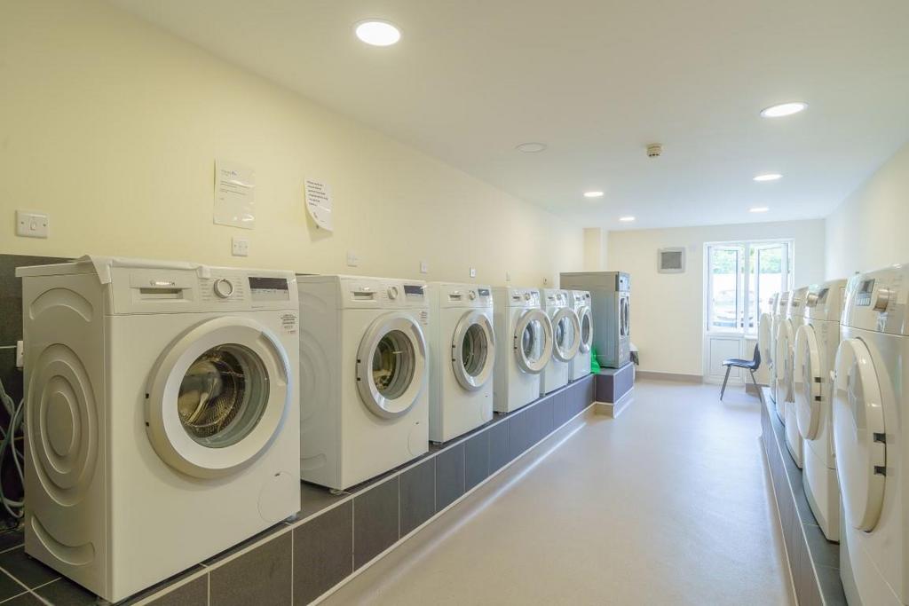 Utility room, utility