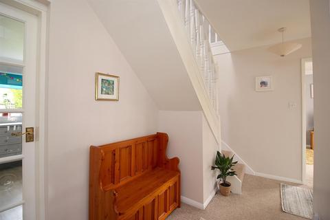 2 Beeby Close, Syston, Leicester, LE7 2BU