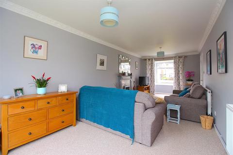 2 Beeby Close, Syston, Leicester, LE7 2BU