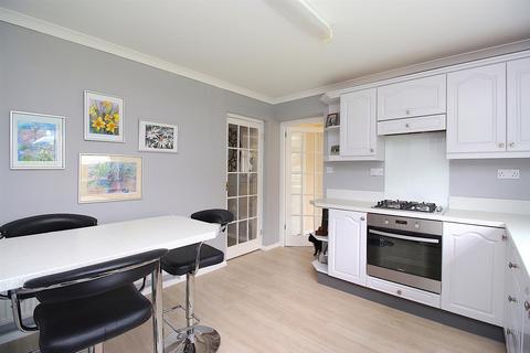 2 Beeby Close, Syston, Leicester, LE7 2BU