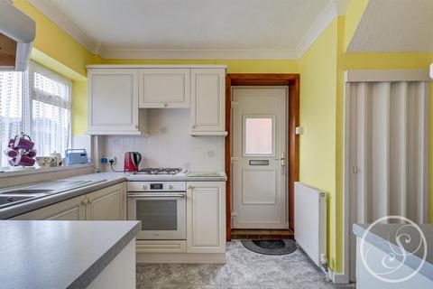 24 Baronsway, Leeds, LS15 7AW