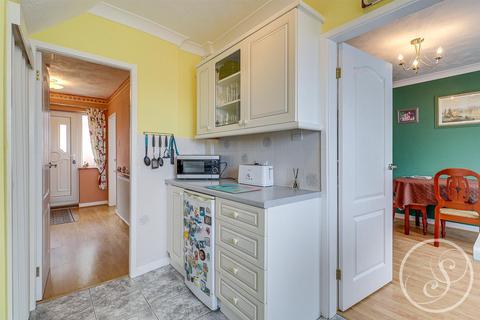 24 Baronsway, Leeds, LS15 7AW