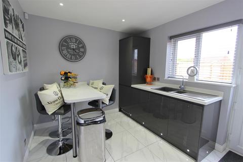 9 Didcot Close, Faverdale, Darlington, DL3 0GQ