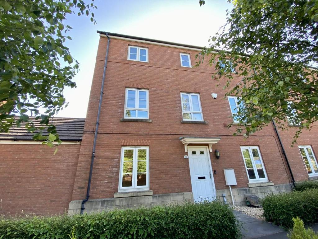 Secunda Way, Hempsted, Gloucester 5 bed semidetached house for sale