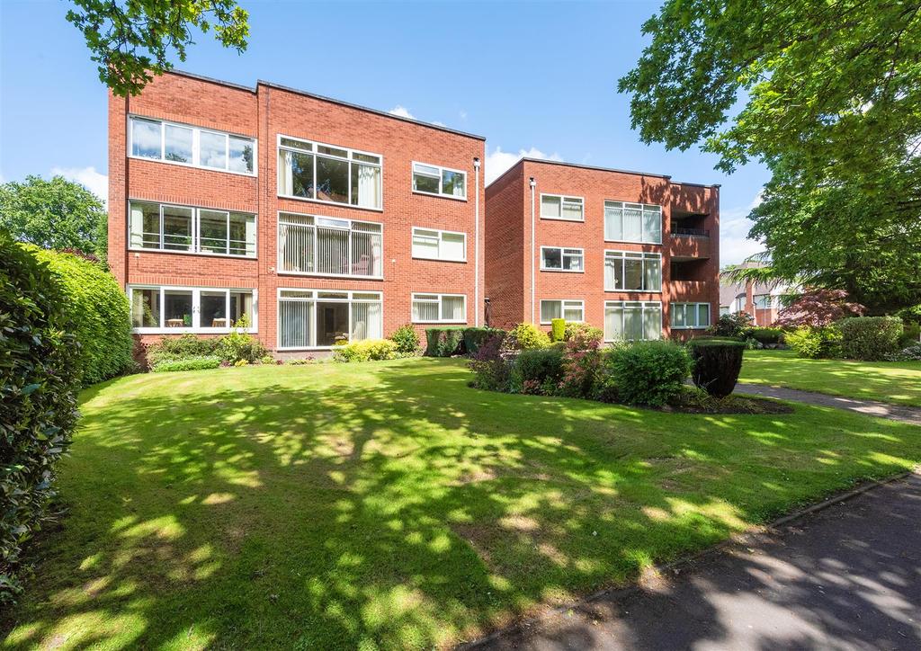 Streetly Lane, Sutton Coldfield 2 bed apartment for sale £395,000