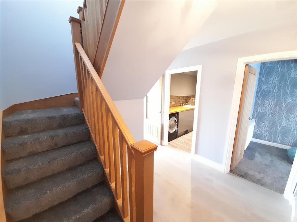 Downstairs hall.jpg