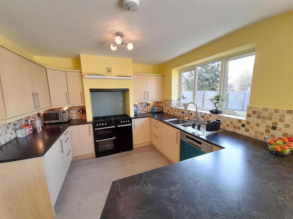 Kitchen dining room new 3.jpg