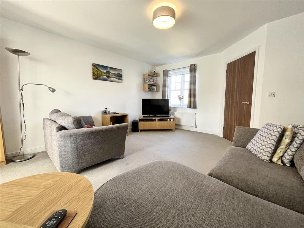 Buckley Grove, Lytham St Annes 3 bed mews £245,000