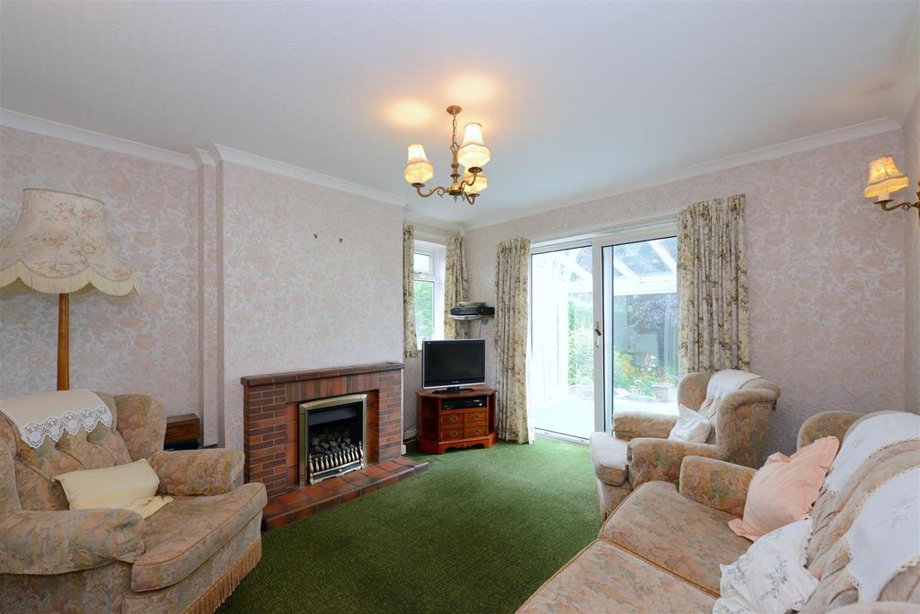 Westbourne Rise, Bayston Hill... 3 bed detached house £335,000