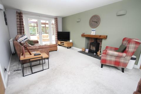 11 Kenstone Crescent, Bradford, BD10 8RY