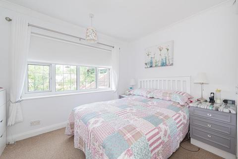 25 Chadacre Road, Epsom, KT17 2HD