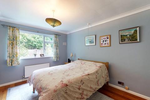 84 Hackington Road, Tyler Hill, Canterbury, CT2 9NQ