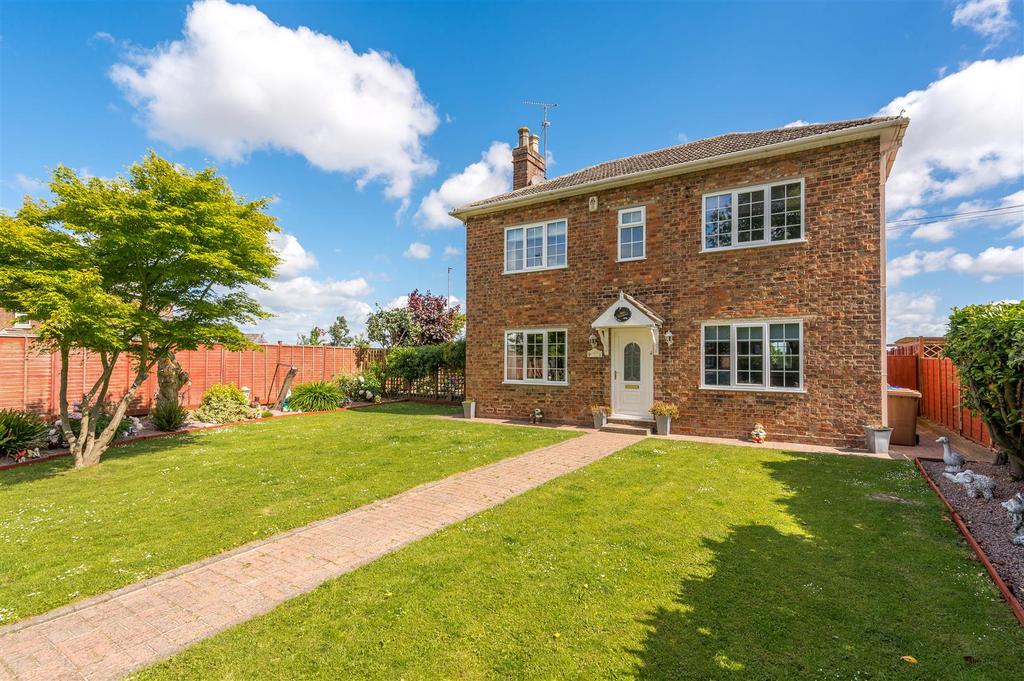 Davids Lane, Benington, Boston 3 bed detached house £240,000
