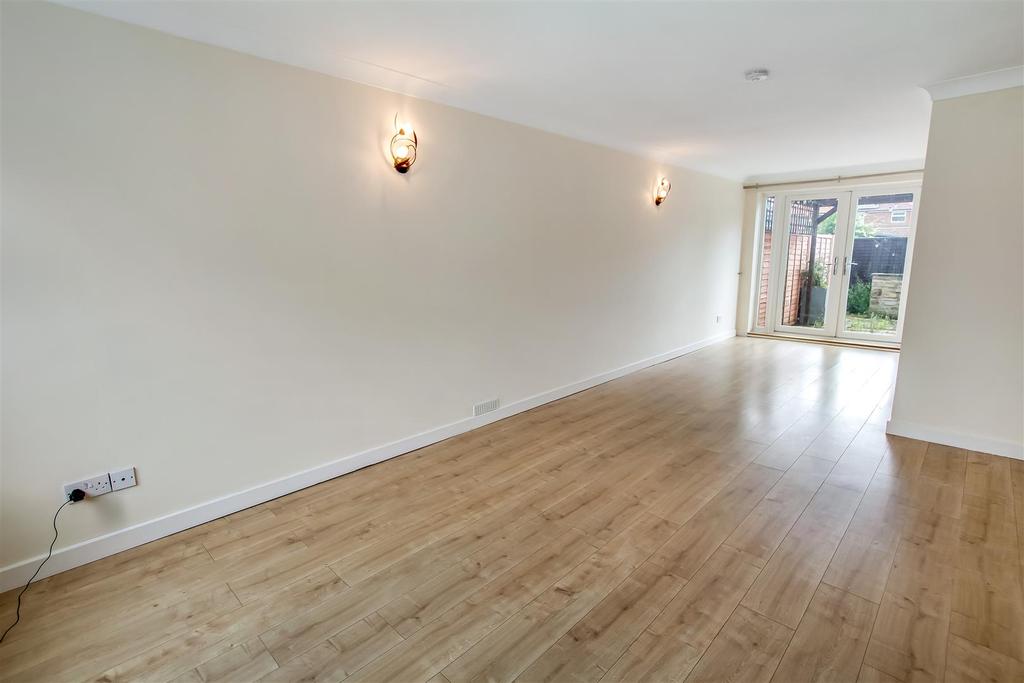 Rowan Court, Catterick, Richmond 3 bed semidetached house £165,000