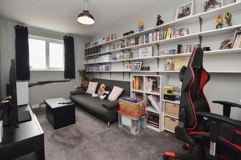 21 Downey Close, St Leonards-on-sea, TN37 7LJ