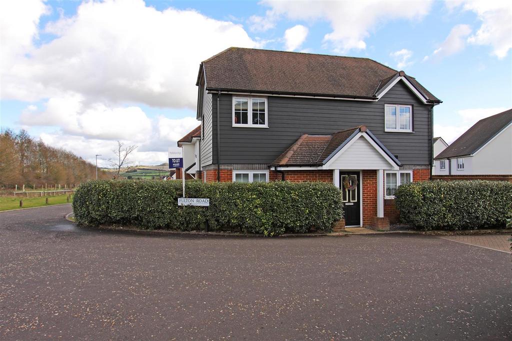 Fulton Road, Riverdown Park, Salisbury 3 bed detached house £1,500