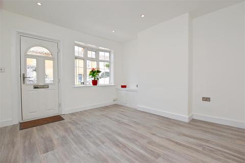 10 Adrian Road, Abbots Langley, WD5 0AQ