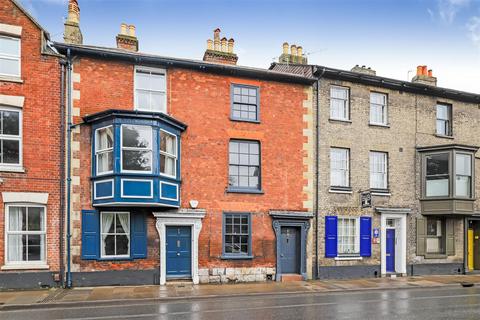 4 bedroom house to rent - Exeter Street, Salisbury