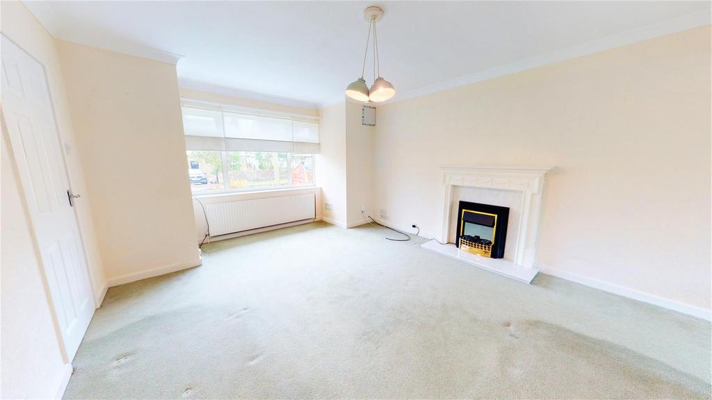 West Avenue, Lightcliffe, Halifax 3 bed detached house £290,000