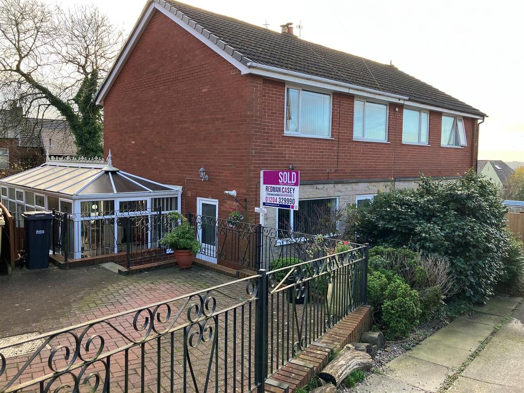 Douglas Avenue, Horwich, Bolton 3 bed semidetached house for sale £