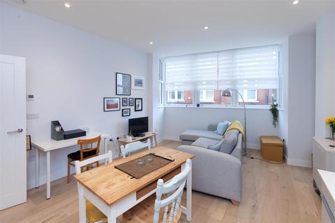 1 bedroom flat to rent - Chequers House, 2 New Street, Salisbury