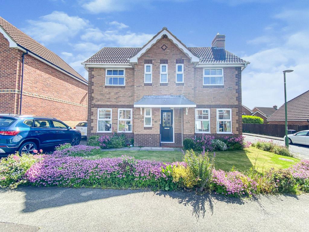 St. Marys Drive, Sherburn Village, Durham, Durham, DH6 1RL 3 bed