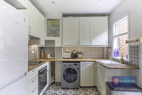 99 Risley Avenue, London, N17 7HN