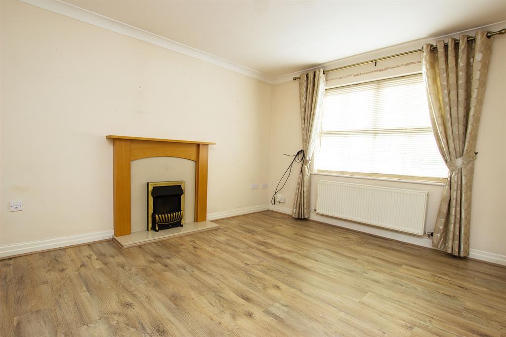 Cobden Street, Bolton, BL1 8BE 3 bed townhouse £140,000
