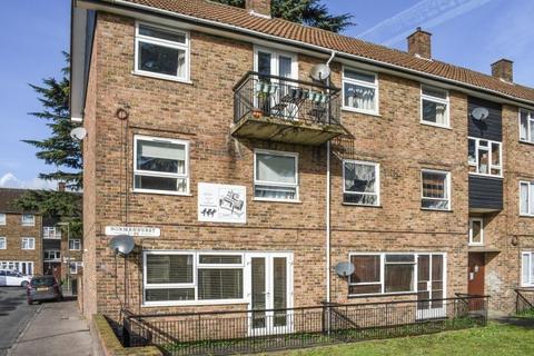 3 Normanhurst, Ashford, TW15 2NX