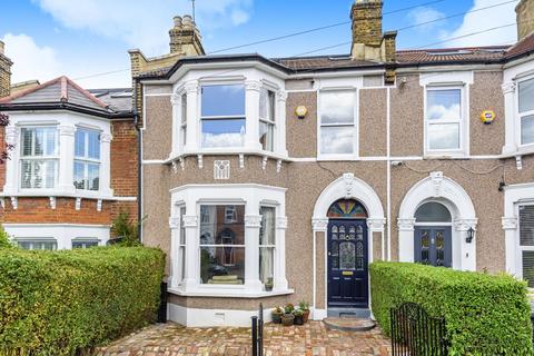 77 Fordel Road, London, SE6 1XT