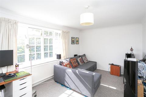 1 bedroom maisonette to rent, Russell Place, Hemel Hempstead, Herts, HP3