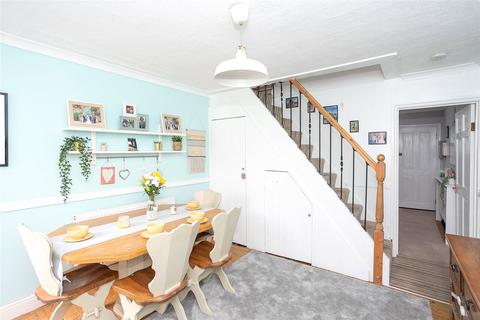 2 bedroom terraced house for sale - Parker Street, Watford, Hertfordshire, WD24