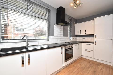 1 bedroom flat to rent, Rydens House Charlesfield Road