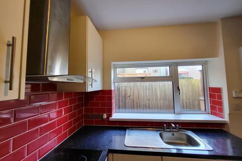 4 bedroom detached house to rent, Maldon Road, Southend-on-Sea