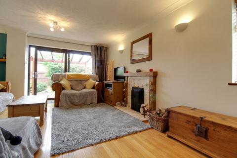 8 Chine Close, Locks Heath, Southampton, SO31 6WA