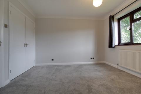 8 Chine Close, Locks Heath, Southampton, SO31 6WA