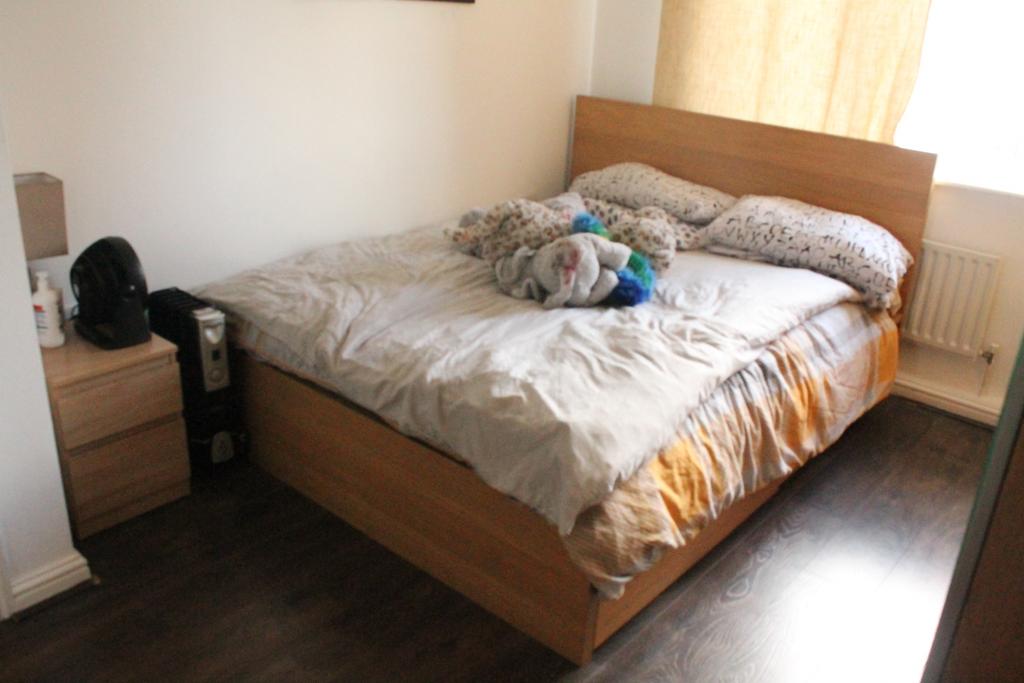 Bed 1