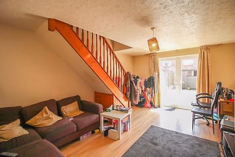 2 bedroom end of terrace house for sale - Julie Croft, Bilston, WV14 8YT