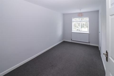 12 Meadows Way, Hadleigh, Ipswich, IP7 5DX