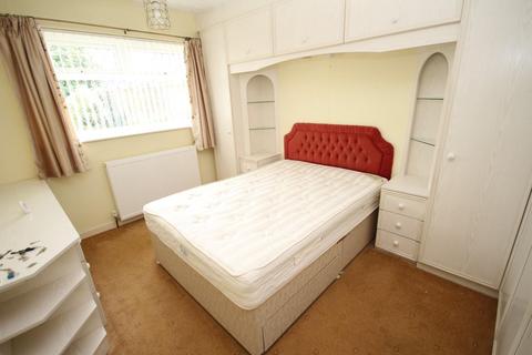 52 Kings Drive, Bradford, BD2 1PX