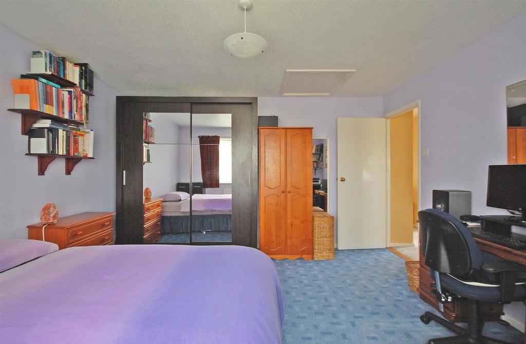 Bedroom 2c.jpg