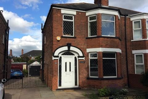 3 bedroom semi-detached house for sale - Hall Road, Hull