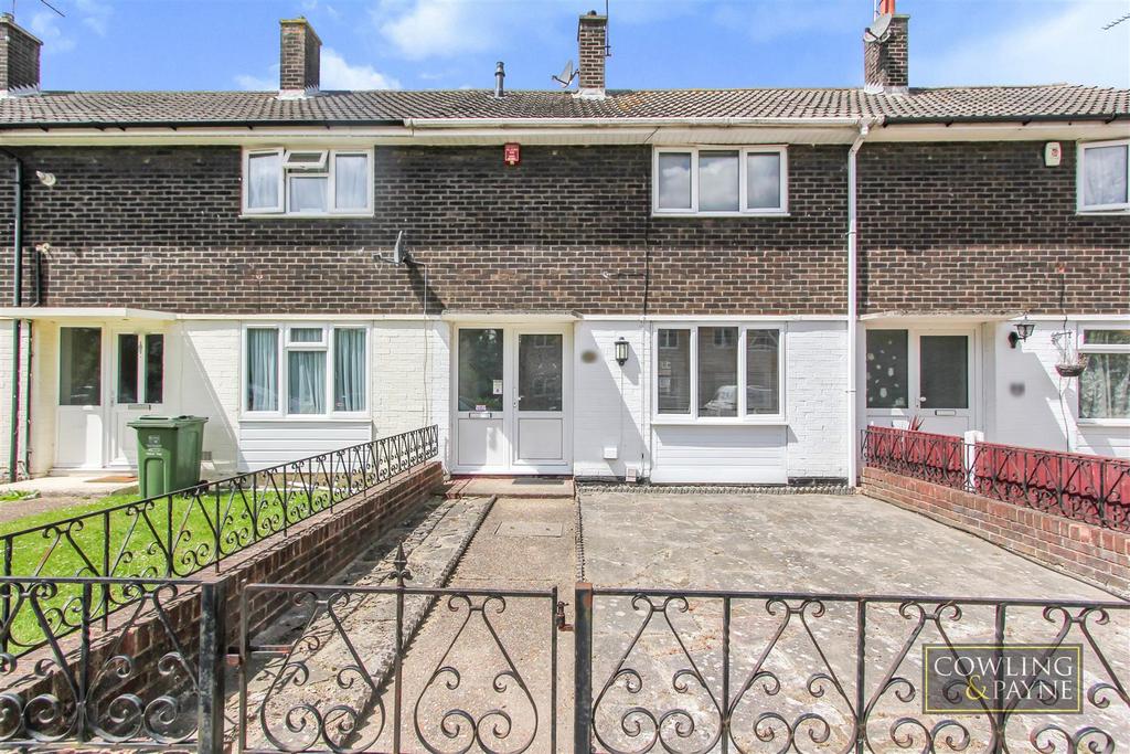 The Hatherley, Basildon 2 bed terraced house to rent £1,300 pcm (£300 pw)