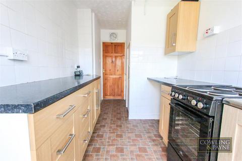 2 bedroom terraced house to rent, The Hatherley, Basildon